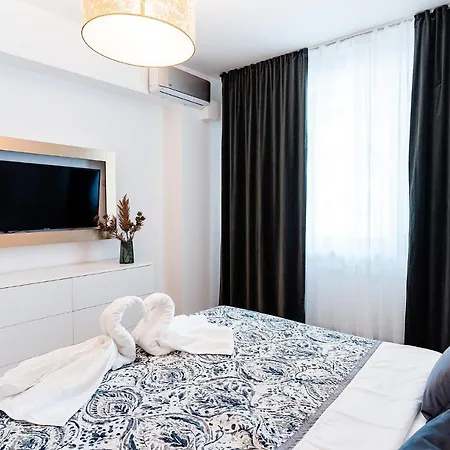 Tropical Vibes Năvodari