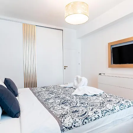 Tropical Vibes Apartment